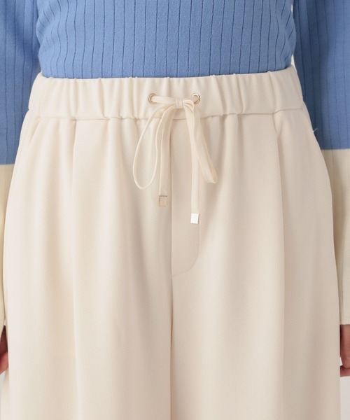 Elura(エルーラ)の「サマ見えリラクシーカーブパンツ/636927(その他パンツ・レディース・ダークブラウン/オフホワイト/ブラック・MEDIUM/LARGE)」の16枚目の写真