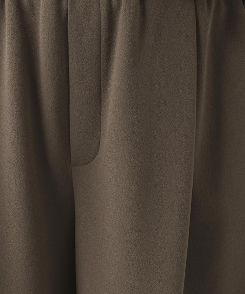 Elura(エルーラ)の「サマ見えリラクシーカーブパンツ/636927(その他パンツ・レディース・ダークブラウン/オフホワイト/ブラック・MEDIUM/LARGE)」の9枚目の写真