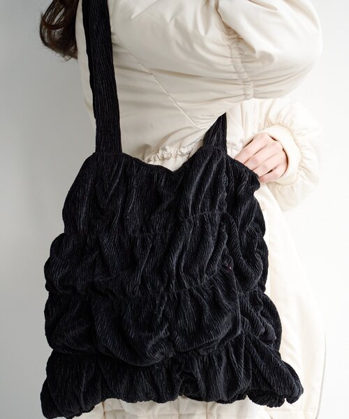 Kastane（カスタネ）の「*ベロアリップルトートバッグ（トートバッグ・レディース・ライトベージュ/ブラック/ダークブラウン・FREE）」の5枚目の写真