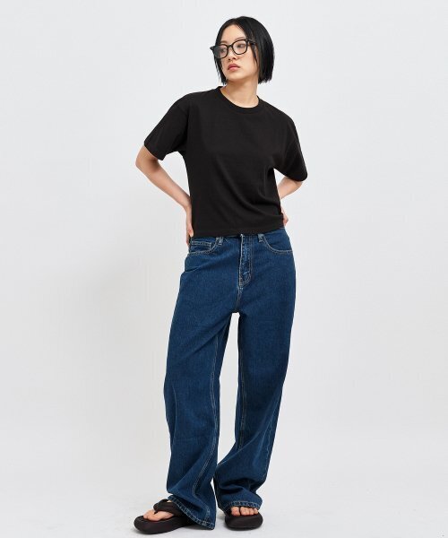 C WEAR BY THE GENIUS(シーウェアバイザジーニアス)の「ワイドデニムパンツブルー(デニムパンツ・メンズ・その他・2XL)」の2枚目の写真