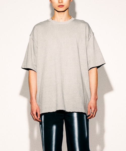 TONSIL(トンスル)の「ピグメントカットオフ半袖Tシャツライトグレー(Tシャツ/カットソー・レディース・ライトグレー・FREE)」の2枚目の写真