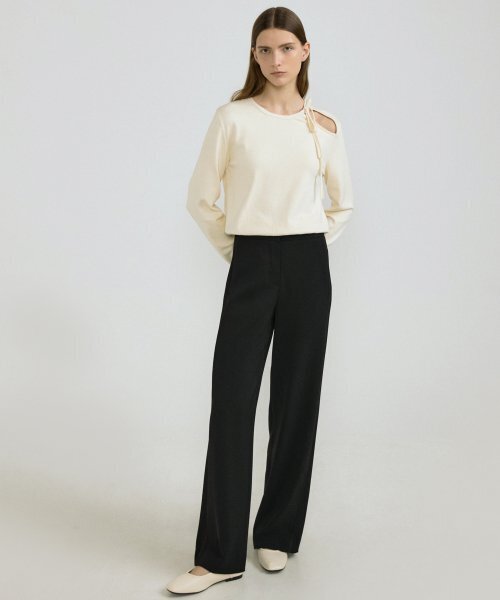OCTETTE（オテット）の「SIDE LINE-SEMI PANTS_BLACK（スラックス・レディース・その他・SMALL/MEDIUM）」の3枚目の写真