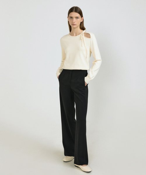 OCTETTE（オテット）の「SIDE LINE-SEMI PANTS_BLACK（スラックス・レディース・その他・SMALL/MEDIUM）」の4枚目の写真