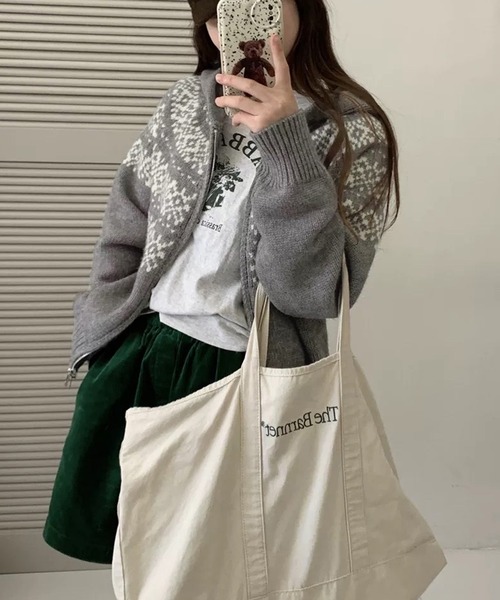 shopnikoniko(ショップニコニコ)の「ノルディック柄 ダブルジップアップ ニットパーカー(パーカー・レディース・ホワイト/グレー/ネイビー・フリー)」の7枚目の写真