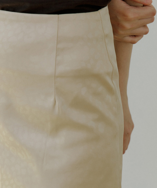 REORG(リオルグ)の「WOI LEOPARD MINI SKIRT GOLD(スカート・レディース・その他・SMALL/MEDIUM/LARGE)」の2枚目の写真