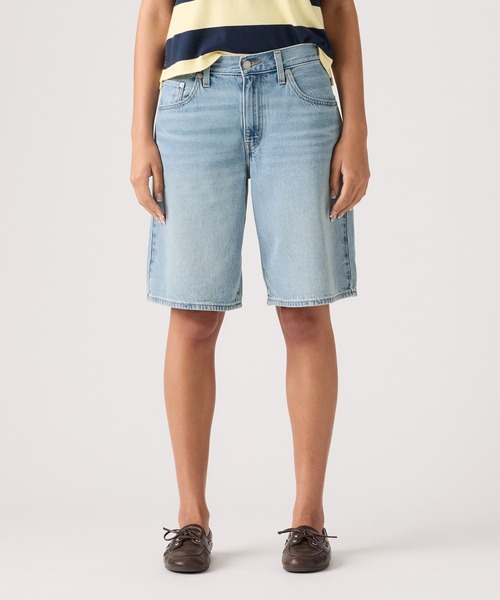 Levi's(リーバイス)の「Levi's/リーバイス BAGGY DAD ジーンズ ショート ライトインディゴ(デニムパンツ・レディース・インディゴブルー・28inch/27inch/26inch/25inch/24inch/23inch)」の1枚目の写真