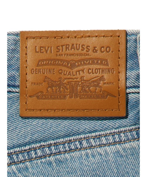 Levi's(リーバイス)の「Levi's/リーバイス BAGGY DAD ジーンズ ショート ライトインディゴ(デニムパンツ・レディース・インディゴブルー・28inch/27inch/26inch/25inch/24inch/23inch)」の13枚目の写真