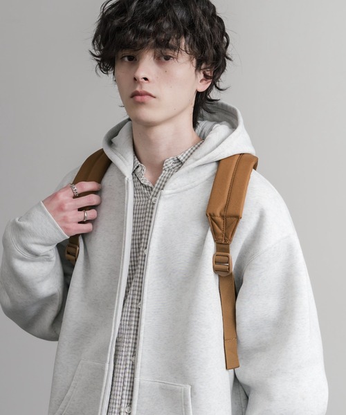 Carhartt(カーハート)の「Carhartt カーハート CLASSIC BACKPACK クラシックバックパック/ワンポイントロゴリュック(バックパック/リュック・メンズ・ブラック/ブラウン・FREE)」の9枚目の写真