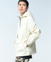 SAKAZEN（サカゼン）の「WOODEN DOLL (ウッディンドール) タックデザイン フード付き ナイロンジャケット（ナイロンジャケット）」