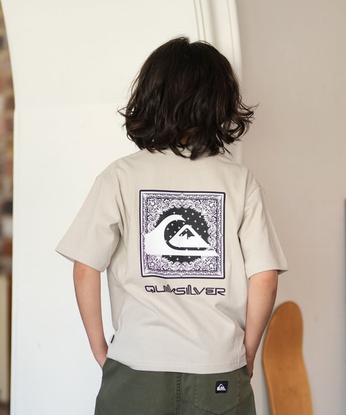 Quiksilver(クイックシルバー)の「【ムラサキスポーツ限定】QUIKSILVER/クイックシルバー キッズ 半袖 Tシャツ バックプリント KST261602M(Tシャツ/カットソー・キッズ・ブラック/ホワイト/ライトグレー・160cm/150cm/140cm/130cm)」の3枚目の写真