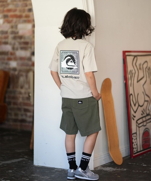 Quiksilver(クイックシルバー)の「【ムラサキスポーツ限定】QUIKSILVER/クイックシルバー キッズ 半袖 Tシャツ バックプリント KST261602M(Tシャツ/カットソー・キッズ・ブラック/ホワイト/ライトグレー・160cm/150cm/140cm/130cm)」の19枚目の写真