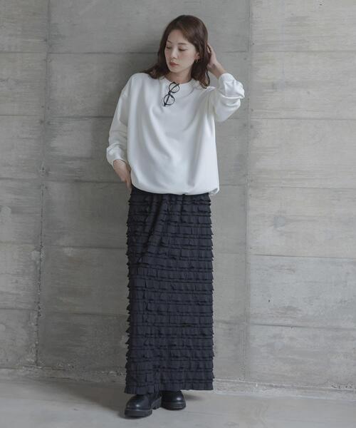 URBAN RESEARCH Sonny Label(アーバンリサーチサニーレーベル)の「『WEB限定』カットフリルナロースカート(スカート・レディース・ブラック・TALL/LARGE/MEDIUM/SMALL)」の6枚目の写真