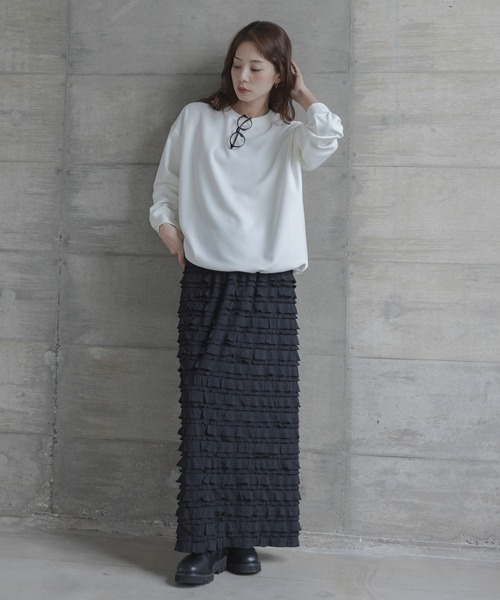 URBAN RESEARCH Sonny Label（アーバンリサーチサニーレーベル）の「『WEB限定』カットフリルナロースカート（スカート・レディース・ブラック・TALL/LARGE/MEDIUM/SMALL）」の5枚目の写真