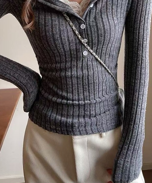 STAY MOTION（ステイモーション）の「【WEB限定】レースレイヤード風Vネックニットトップス［韓国ファッション カジュアル］≪新作≫（ニット/セーター・レディース・チャコールグレー/オフホワイト/グレー・F）」の5枚目の写真
