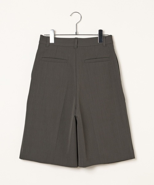 BAYFLOW（ベイフロー）の「[セットアップ着用可能]タックハーフパンツ（その他パンツ・レディース・チャコールグレー/ベージュ・SMALL/MEDIUM）」の19枚目の写真