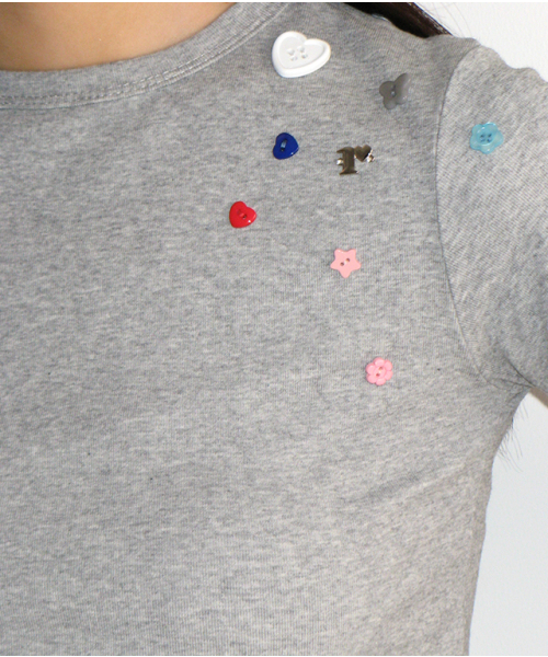 RONRON（ロンロン）の「MINI BUTTON SLIM FIT T SHIRT GREY（Tシャツ/カットソー・レディース・その他・FREE）」の4枚目の写真
