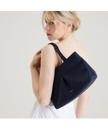 IROAS（イルアズ）の「マノトートバッグ_ネイビー（トートバッグ）」