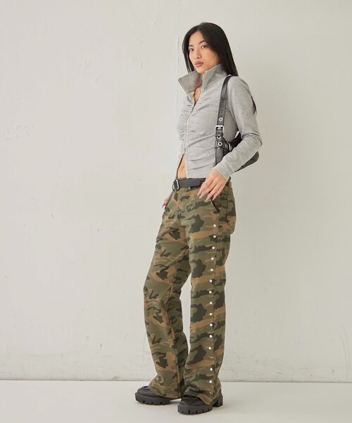 WHO'S WHO gallery（フーズフーギャラリー）の「スウェットミディフレアスタッズパンツ（スウェットパンツ・レディース・ブラック/グレー/カーキ・FREE）」の17枚目の写真