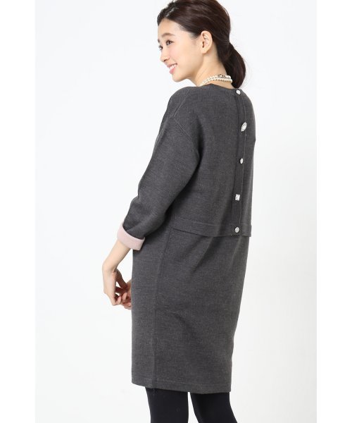 La TOTALITE（ラトータリテ）の「アソートビジューWフェイス ワンピース◆（ワンピース・レディース・チャコールグレー/ネイビー/ブラック・36/38）」の2枚目の写真