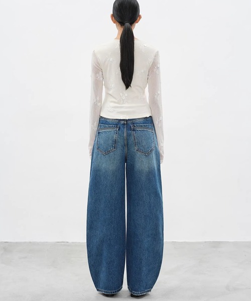 EIGHTHMONTH（エイスマンス）の「ボリュームカーブ デニムパンツ EM26s026【EIGHTHMONTH】（デニムパンツ・レディース・ブルー・S/M/L）」の21枚目の写真