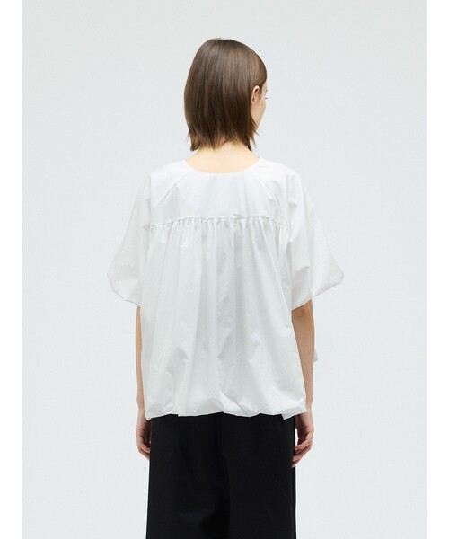 mizuiroind(ミズイロインド)の「mizuiro ind バルーンノーカラーシャツ(シャツ/ブラウス・レディース・オフホワイト/アイボリー/ネイビー/ブラック・FREE)」の13枚目の写真