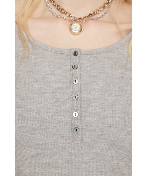 SLY（スライ）の「HENRY NECK CUT TOPS ヘンリーネックカットトップス 春服（Tシャツ/カットソー・レディース・ブラック/ライトパープル/杢グレー・FREE）」の13枚目の写真