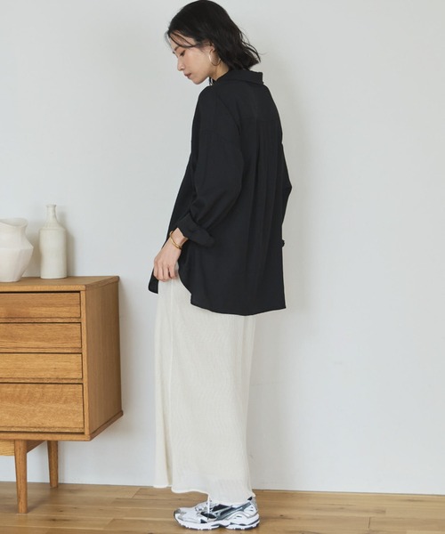 Doux archives(ドゥアルシーヴ)の「リネンライクアウトポケットシャツ(シャツ/ブラウス・レディース・ブラック/ベージュ/サックスブルー・FREE)」の12枚目の写真