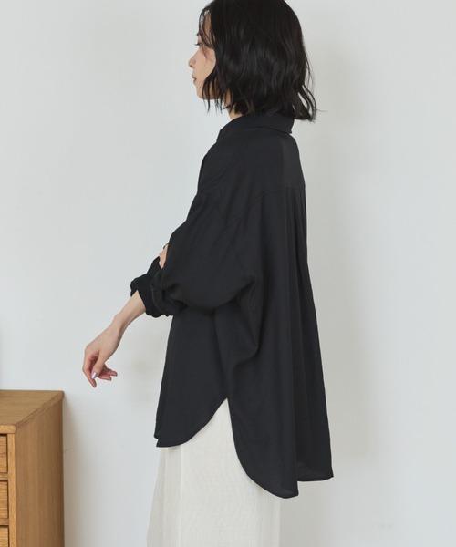 Doux archives(ドゥアルシーヴ)の「リネンライクアウトポケットシャツ(シャツ/ブラウス・レディース・ブラック/ベージュ/サックスブルー・FREE)」の17枚目の写真