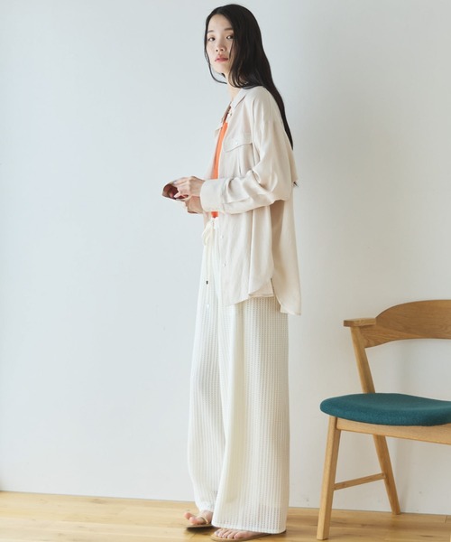 Doux archives(ドゥアルシーヴ)の「リネンライクアウトポケットシャツ(シャツ/ブラウス・レディース・ブラック/ベージュ/サックスブルー・FREE)」の22枚目の写真