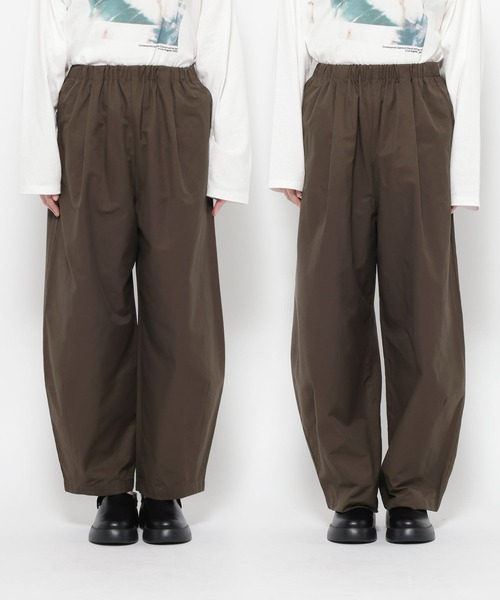 LEPSIM（レプシィム）の「イージーコクーンパンツ2　656659（その他パンツ・レディース・ベージュ/ブラック/ブラウン・FREE/TALL）」の4枚目の写真