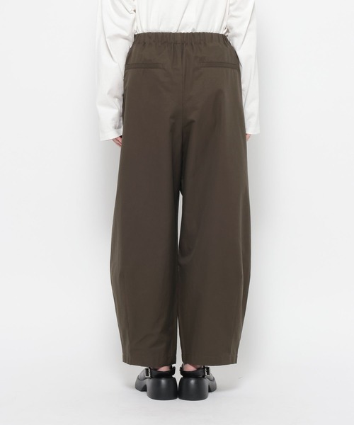 LEPSIM（レプシィム）の「イージーコクーンパンツ2　656659（その他パンツ・レディース・ベージュ/ブラック/ブラウン・FREE/TALL）」の7枚目の写真