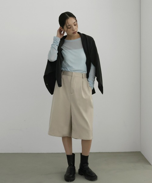 hellam（へラム）の「TRツイルタックハーフパンツ（スラックス・レディース・アイボリー/グレー/ブラック・FREE）」の4枚目の写真