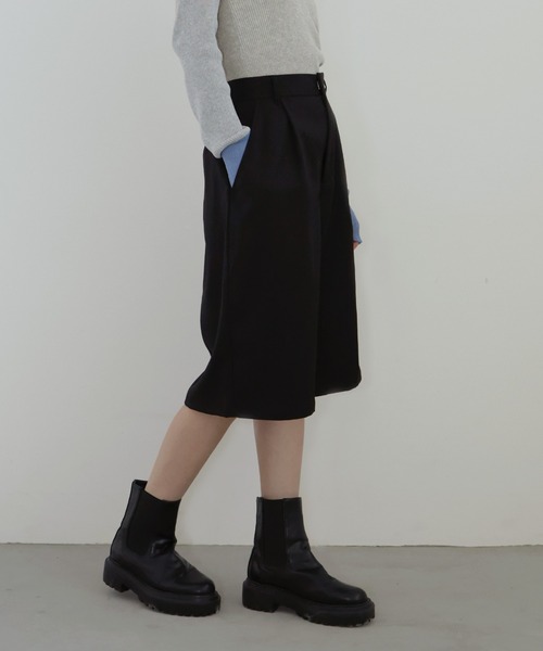 hellam（へラム）の「TRツイルタックハーフパンツ（スラックス・レディース・アイボリー/グレー/ブラック・FREE）」の22枚目の写真