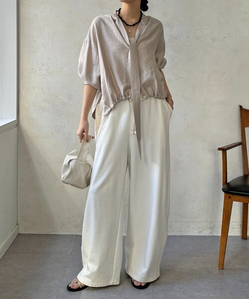 DouDou(ドゥドゥ)の「棒タイスピンドルシャツ(シャツ/ブラウス・レディース・オフホワイト/ブラック/グレイッシュベージュ・FREE)」の18枚目の写真