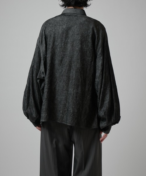 Lui's（ルイス）の「【Neucon】BALLOON SLEEVE WASHER SHIRT / バルーンスリーブワッシャーシャツ（シャツ/ブラウス・メンズ・ネイビー/ブラック・1/2）」の9枚目の写真