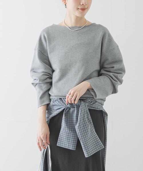 URBAN RESEARCH（アーバンリサーチ）の「カットオフショートスウェット（スウェット・レディース・ブラック/グレー系その他・FREE）」の3枚目の写真