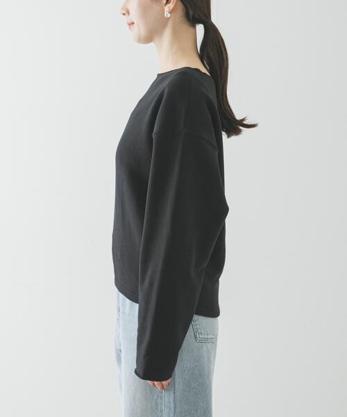 URBAN RESEARCH（アーバンリサーチ）の「カットオフショートスウェット（スウェット・レディース・ブラック/グレー系その他・FREE）」の19枚目の写真