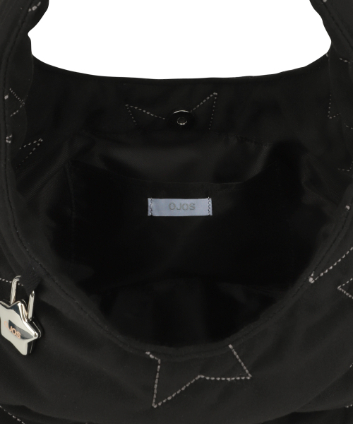 OJOS(オホス)の「Starquilt padded Hobo Bag / Black(ショルダーバッグ・レディース・その他・OS)」の5枚目の写真