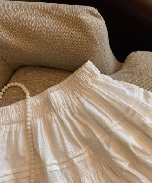 Ritzy(リッツィー)の「フリルティアード・ミニスカート(スカート・レディース・ブラック/ホワイト・LARGE/MEDIUM)」の8枚目の写真