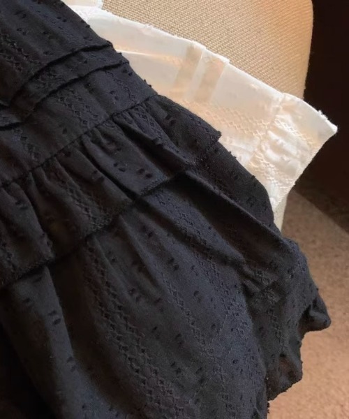 Ritzy(リッツィー)の「フリルティアード・ミニスカート(スカート・レディース・ブラック/ホワイト・LARGE/MEDIUM)」の10枚目の写真