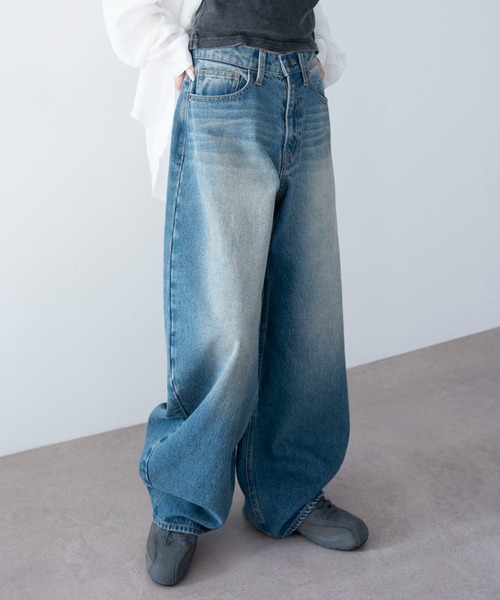 WEGO(ウィゴー)の「WEGO/【26年春夏新作】ワイドカーブデニムパンツ(デニムパンツ・レディース・ブラック系3/コバルトブルー/スカイブルー・SMALL/MEDIUM)」の16枚目の写真
