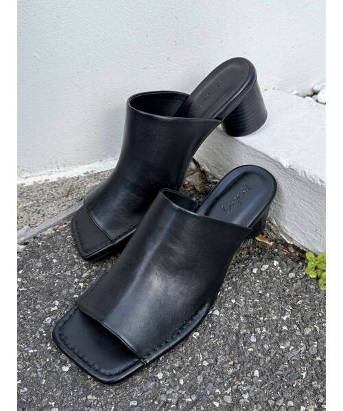 Ungrid（アングリッド）の「カットデザインヒールサンダル（サンダル・レディース・クリア/ブラック/アイボリー・LARGE/MEDIUM/SMALL）」の2枚目の写真