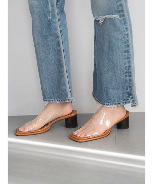 Ungrid（アングリッド）の「カットデザインヒールサンダル（サンダル・レディース・クリア/ブラック/アイボリー・LARGE/MEDIUM/SMALL）」の6枚目の写真