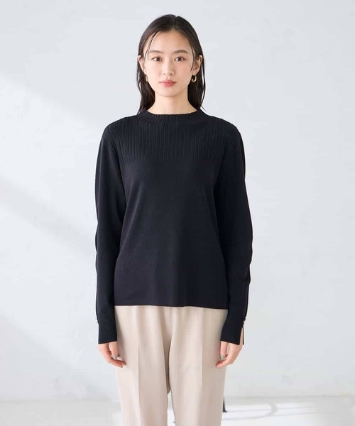 a.v.v（アーヴェヴェ）の「編地切替えスプリングニット（ニット/セーター・レディース・ライトピンク/ブラック・39）」の5枚目の写真