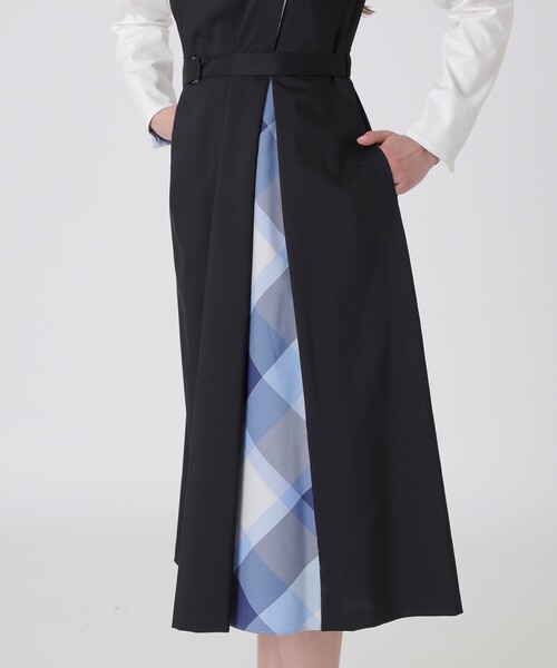 BLUE LABEL CRESTBRIDGE（ブルーレーベルクレストブリッジ）の