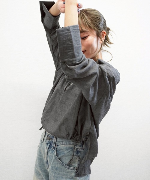 gossara(ゴサラ)の「ドロストスキッパーブラウス(シャツ/ブラウス・レディース・ライトグレー/チャコール/ブラウン・FREE)」の5枚目の写真