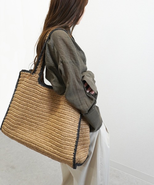 gossara(ゴサラ)の「ドロストスキッパーブラウス(シャツ/ブラウス・レディース・ライトグレー/チャコール/ブラウン・FREE)」の18枚目の写真