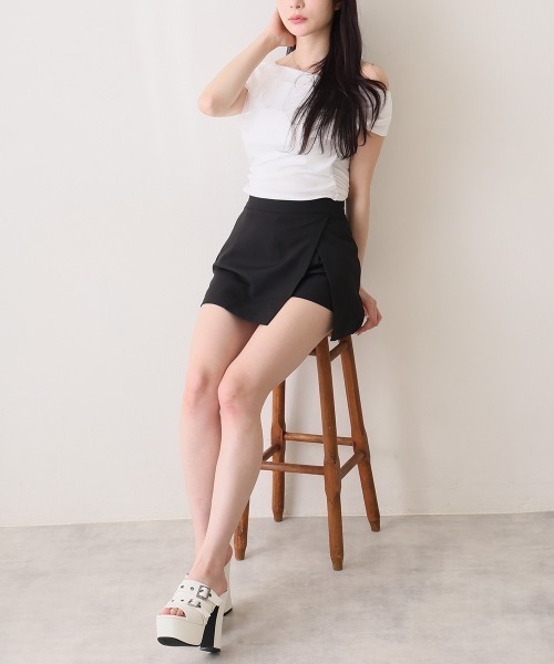 DEMETER（デメテル）の「厚底太ヒール オープントゥ バックルダブルベルト ミュールサンダル（サンダル・レディース・ブラック/アイボリー・LL/L/M/S）」の5枚目の写真
