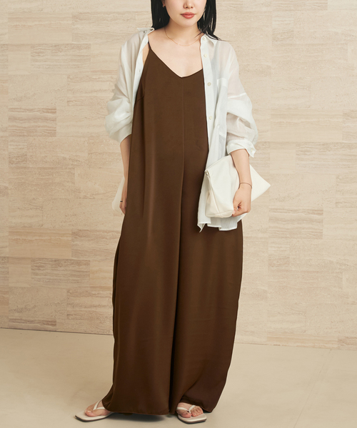 plage(プラージュ)の「dull satin パンツドレス(つなぎ/オールインワン・レディース・チョコ/ネイビー・38/36)」の11枚目の写真