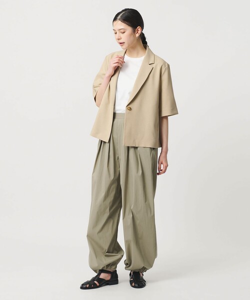 BEAUTY&YOUTH UNITED ARROWS（ビューティーアンドユースユナイテッドアローズ）の「【WEB限定 Wardrobe DAILY MINIMAL】ハーフスリーブジャケット ウォッシャブル（テーラードジャケット・レディース・ブラック/モカ/ベージュ・S/M）」の11枚目の写真
